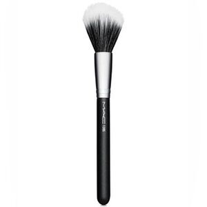 MAC 139S Duo Fiber Tapered Face Brush (Discontinued)